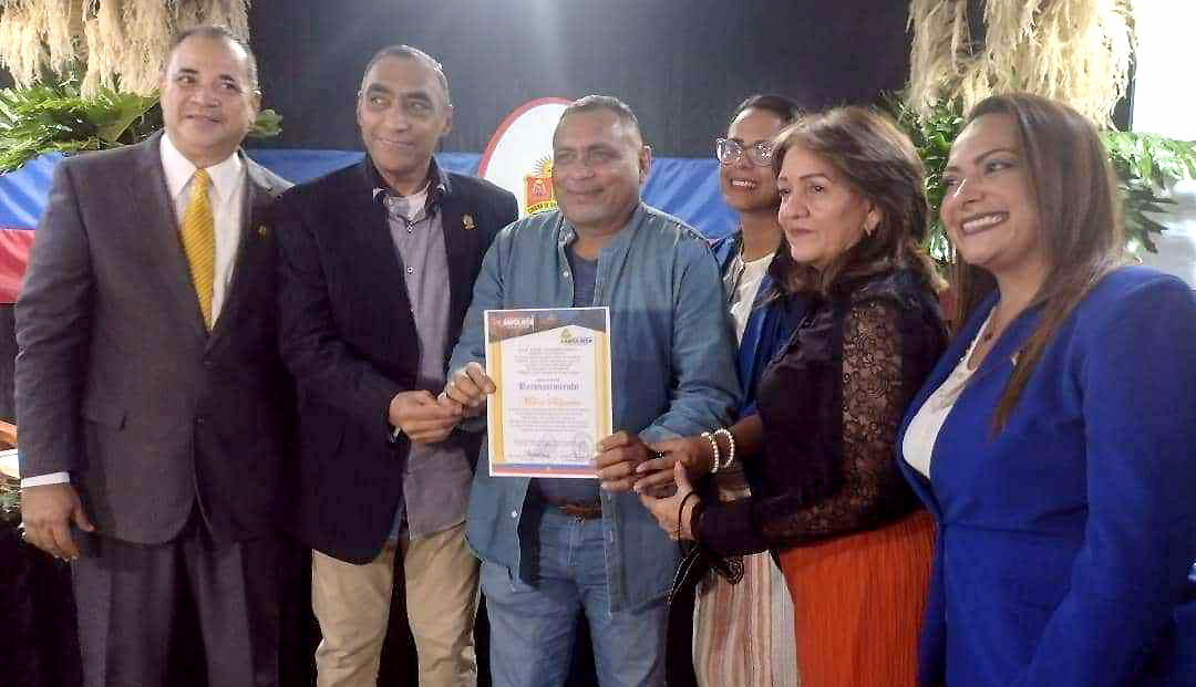 Santa Rita homenajeó a los comunicadores