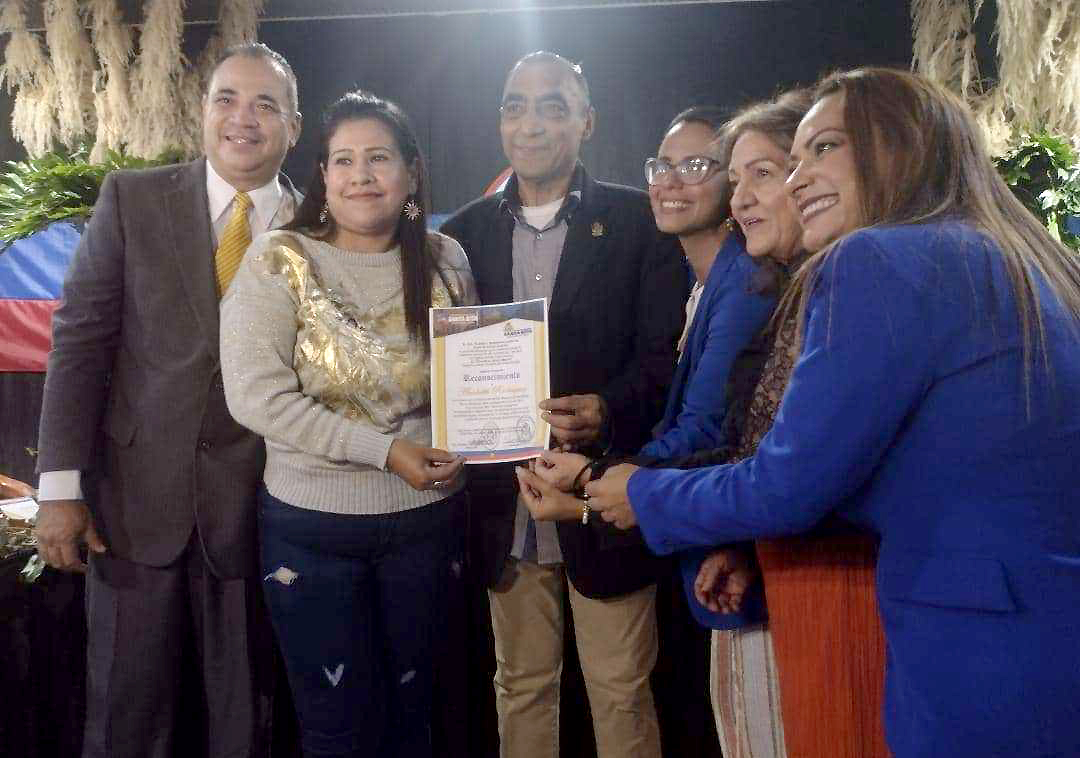 Santa Rita homenajeó a los comunicadores