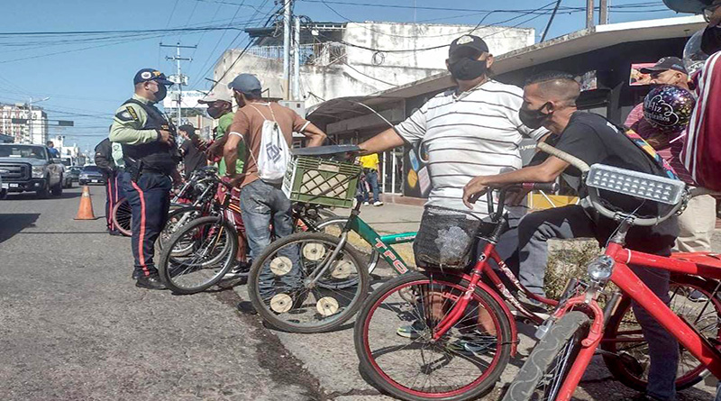 PoliLagunillas multó a 30 conductores de bicicletas