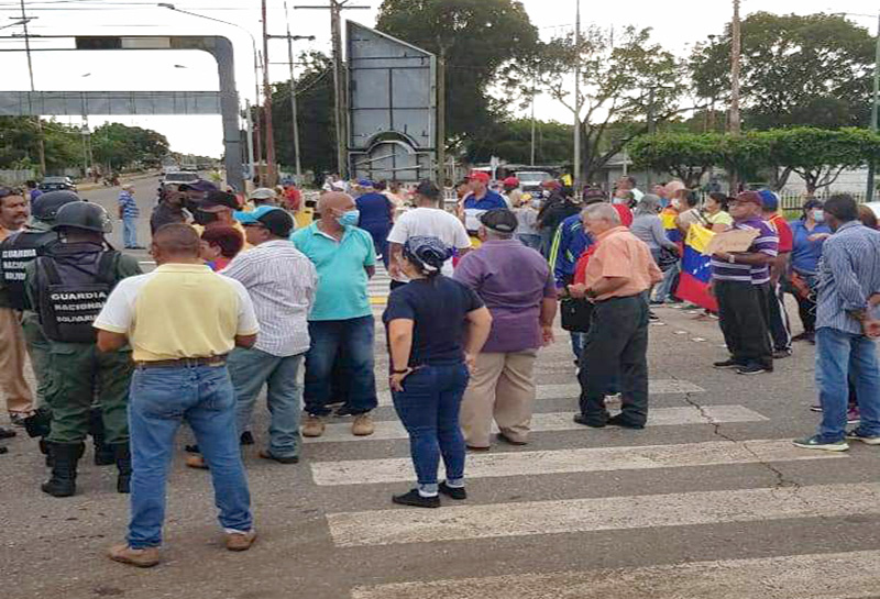 Jubilados de PDVSA en Tia Juana