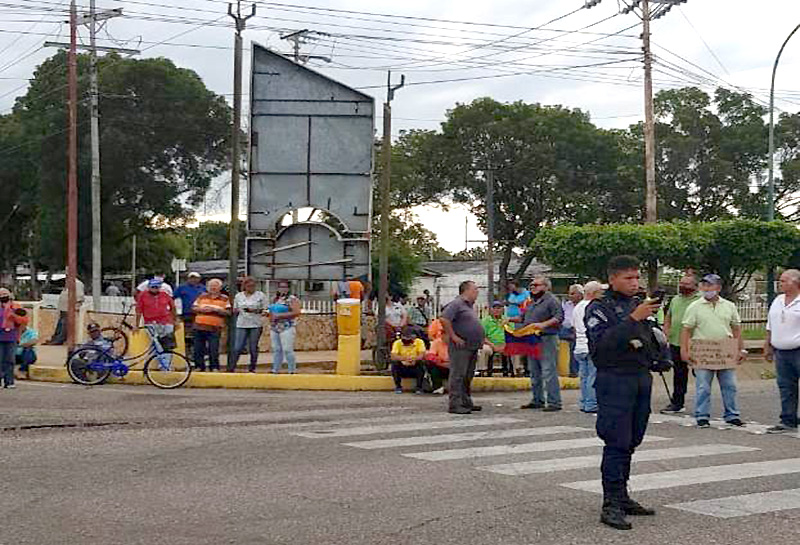 Jubilados de PDVSA en Tia Juana