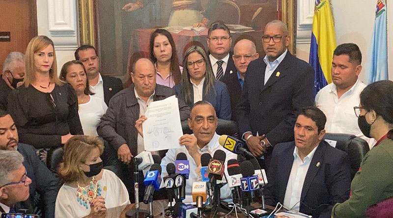 Alcaldes del Zulia entregaron documento al Clez 