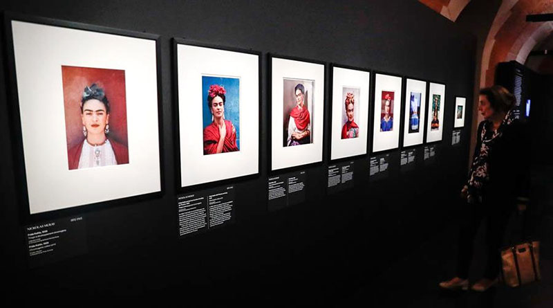 El Museo de la Moda de París celebra a Frida Kahlo