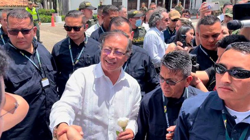 Primeras gandolas. Simón Bolívar