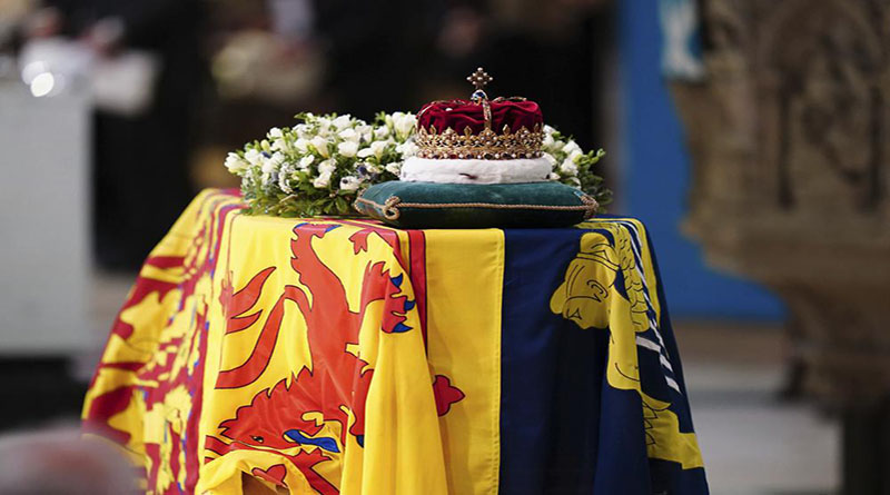 El rey Carlos III y sus hermanos