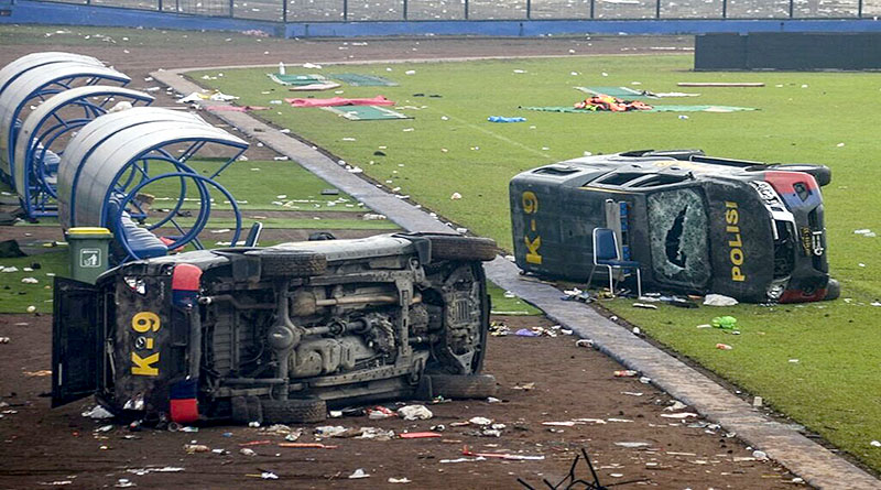 Indonesia indemnizará a familias de las 125 muertos en el estadio