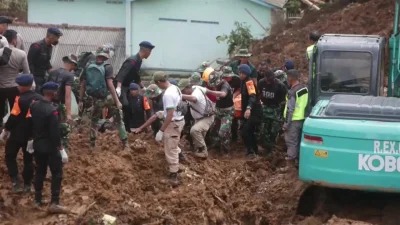 Asciende a 268 cifra de muertos en Indonesia