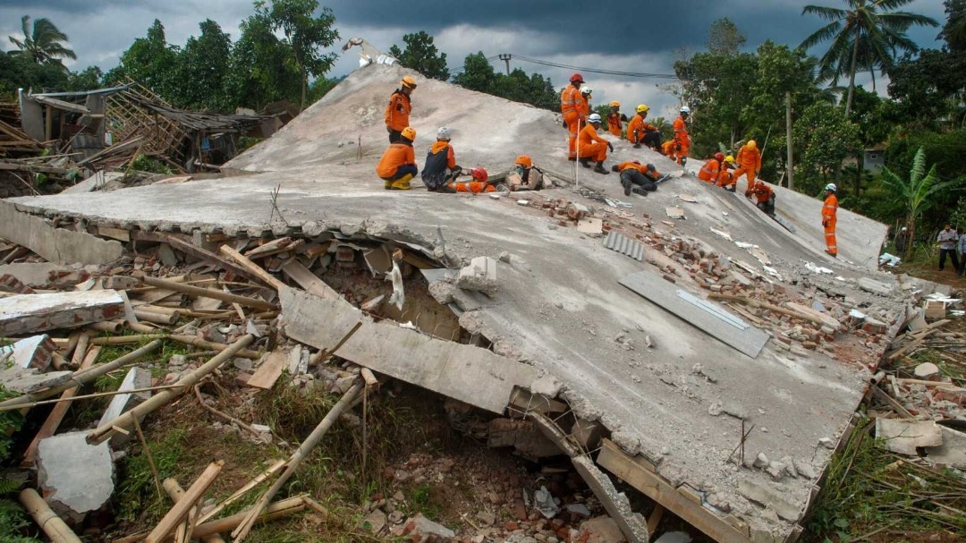 Asciende a 268 cifra de muertos en Indonesia