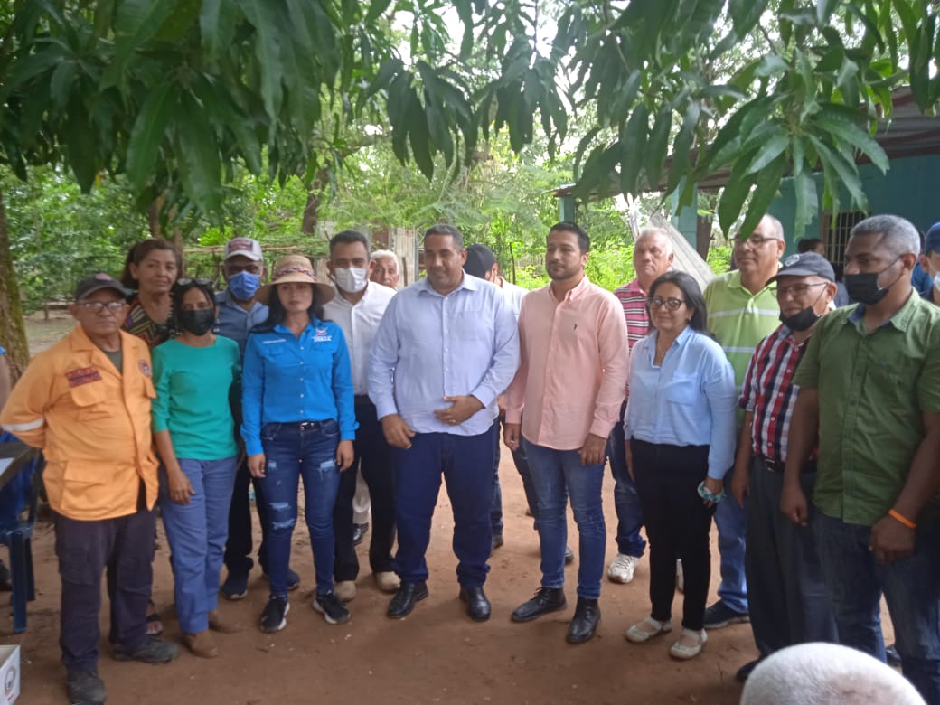 Jornada médica en Valmore Rodríguez 