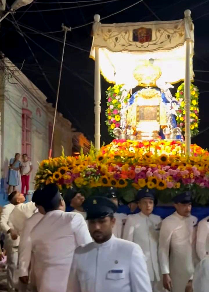 Procesión parroquial