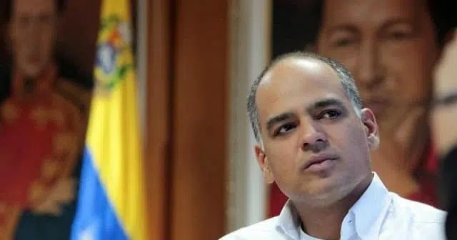Lacava recibe “palera”