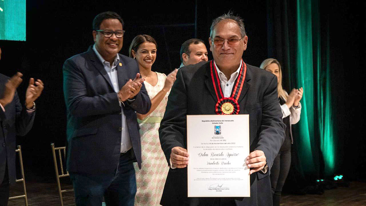 Maracaibo reconoce a 410 gaiteros