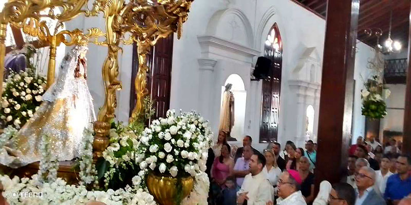 Eucaristía en honor a la virgen de Altagracia