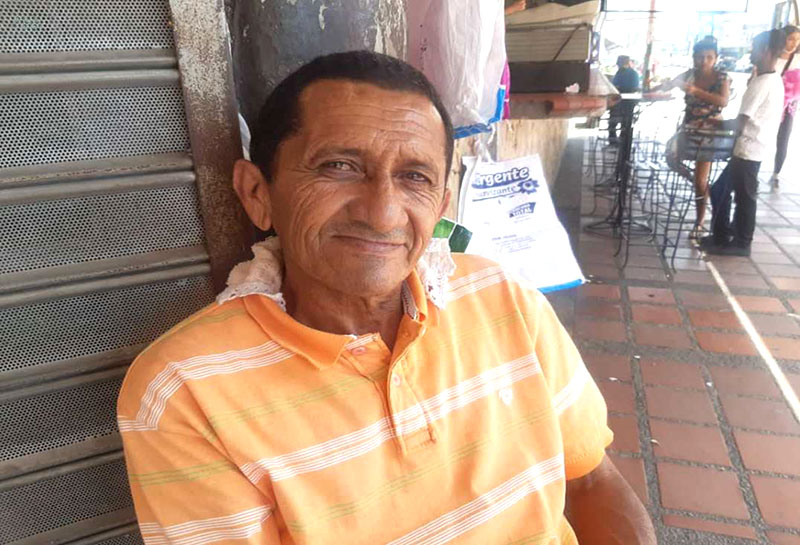 Abarrotados comercios en Cabimas 