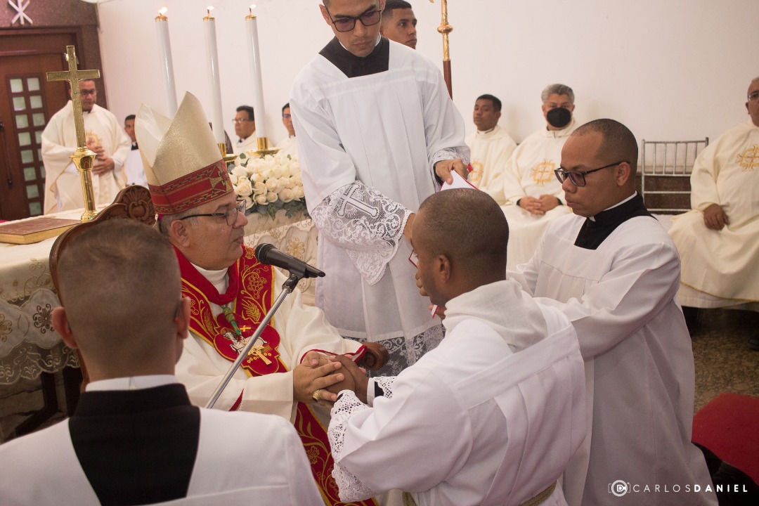 Ordenación diaconal y sacerdotal 