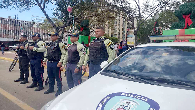 PoliLagunillas Encendido Navideño
