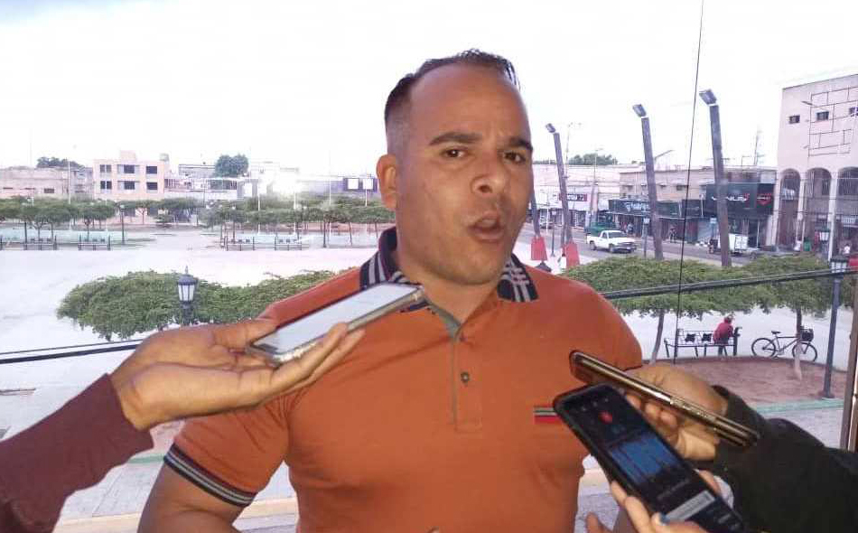 Empresarios comerciantes Plaza Bolívar Cabimas