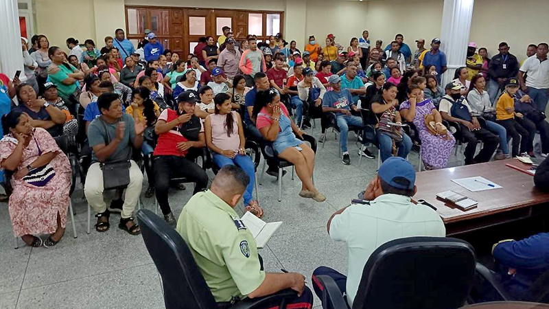Alcaldía Rosario de Perijá coordina reubicación de comerciantes informales