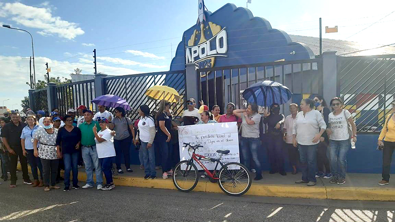 Docentes toman las calles en Cabimas exigiendo salario justo
