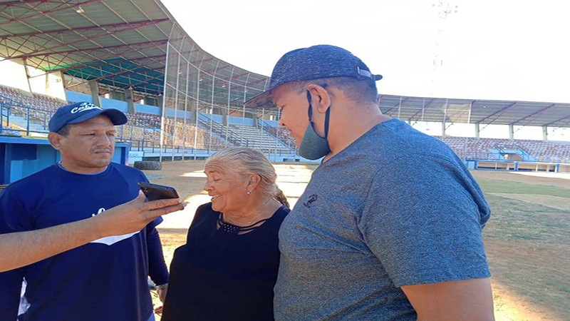 Pequeña Liga Cabimas presenta cronograma de actividades al IMDEC