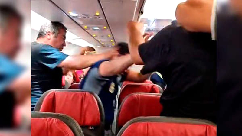 Borrachos causaron pelea dentro de un avión en Chile