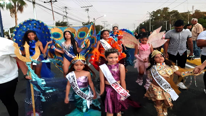 Desfile de 22 comparsas Cabimas 