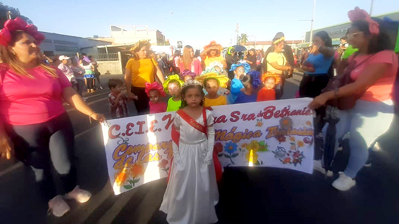 Desfile de 22 comparsas Cabimas 