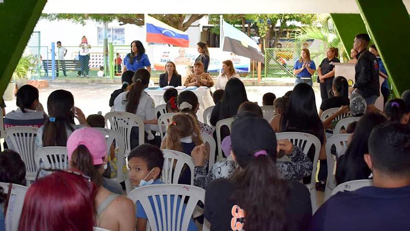 Entregan lentes correctivos Fundación Niño Zuliano