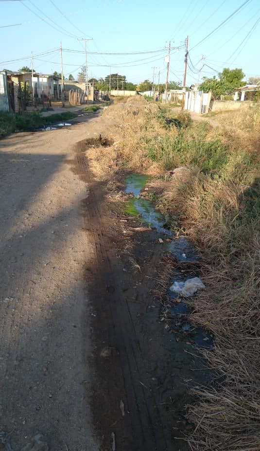 Habitantes del barrio Francisco de Miranda 