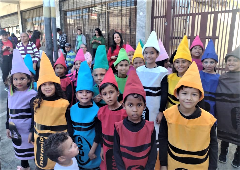 Lagunillas se viste de Carnaval y alegría