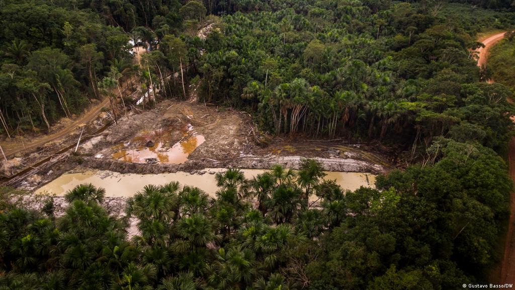 Policía de Brasil lanza otra operación contra mineros en la tierra Yanomami