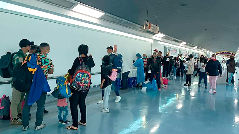 Retornan al país 93 venezolanos desde Ecuador