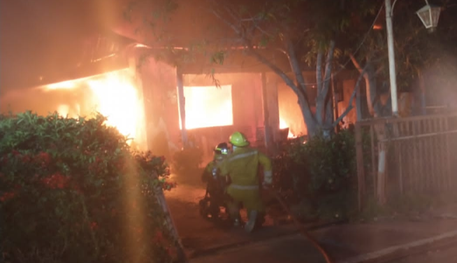 Incendio en Puerto Nuevo