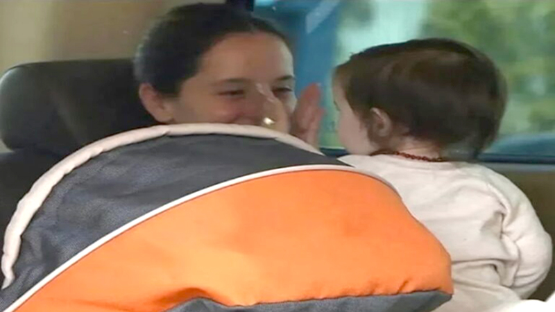 Una imagen muestra el rostro de la hija de Evaluna y Camilo