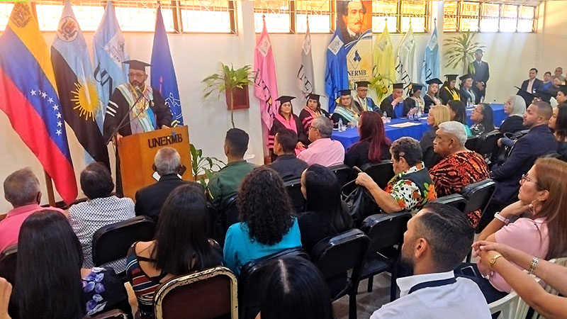 Unermb celebra con ofrenda floral y acto especial su 41 aniversario