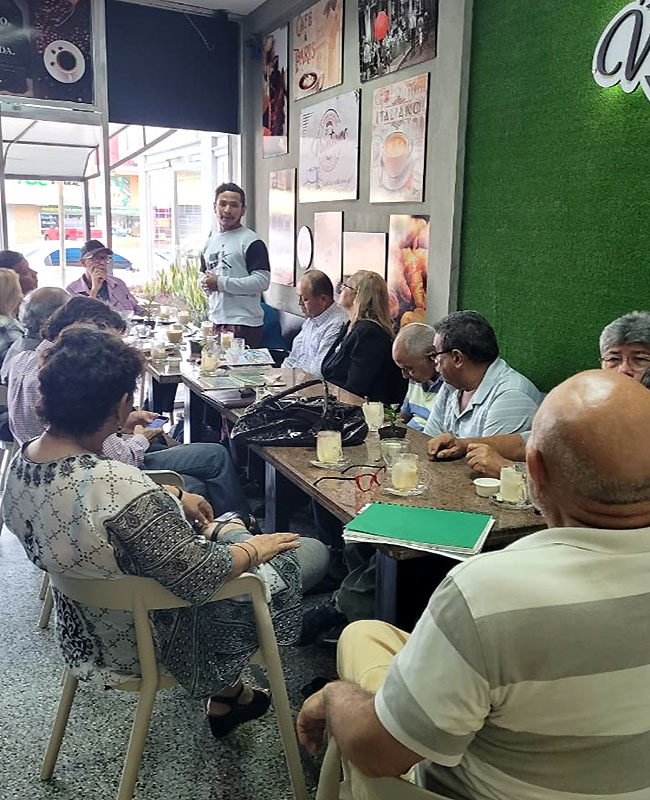 Efectúan I encuentro de poetas de Cabimas
