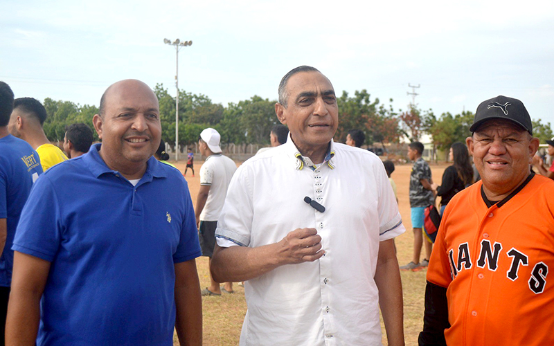 Torneo de fútbol de campo en Santa Rita