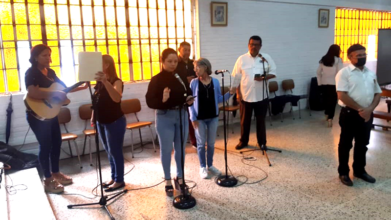 Médicos de la COL celebraron su día