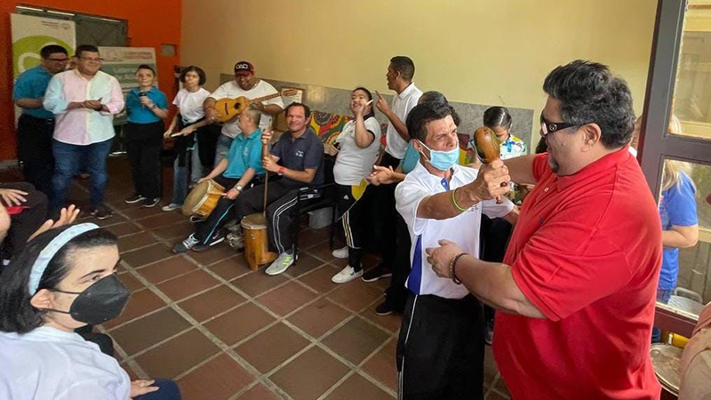 Neguito Borjas Escuela de Gaita de Funparm
