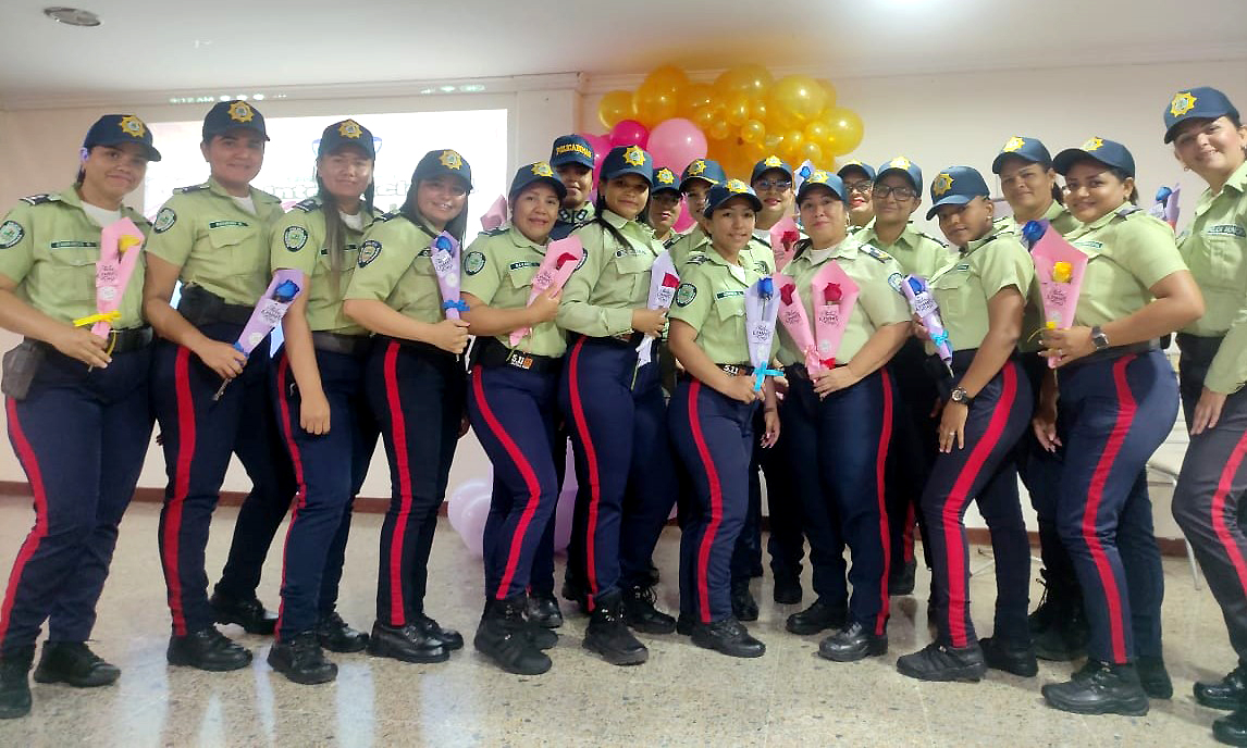 Policabimas realizó conversatorio en el día de la mujer