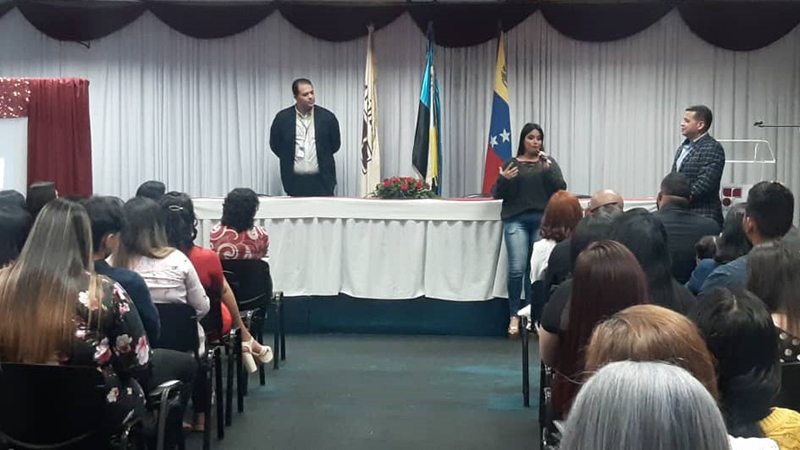 Uniojeda y Vita Box Auxiliar de farmacia