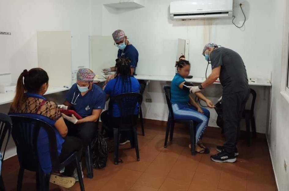 Benefician con jornada médica a 63 Cpez