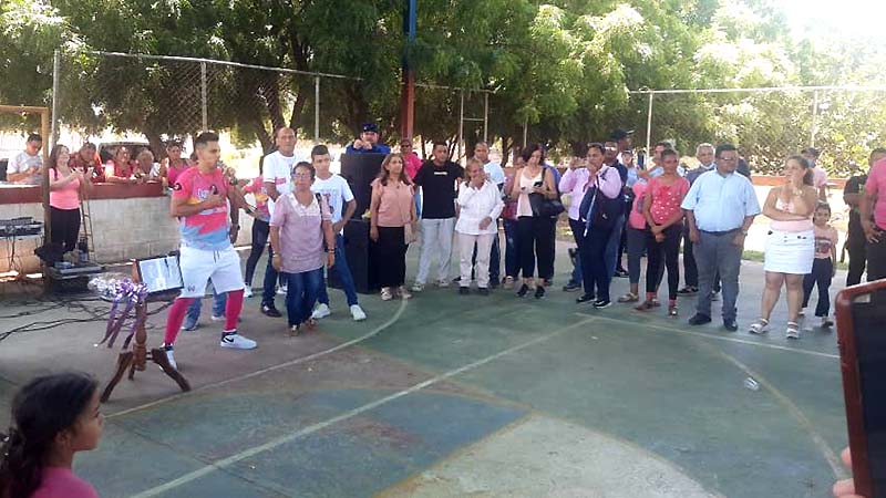 Homenaje a Roselys Iriarte