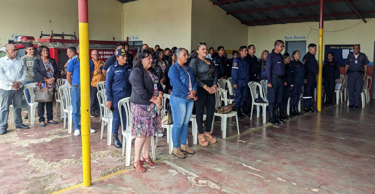  40 años Cuerpo de Bomberos de Valmore Rodríguez