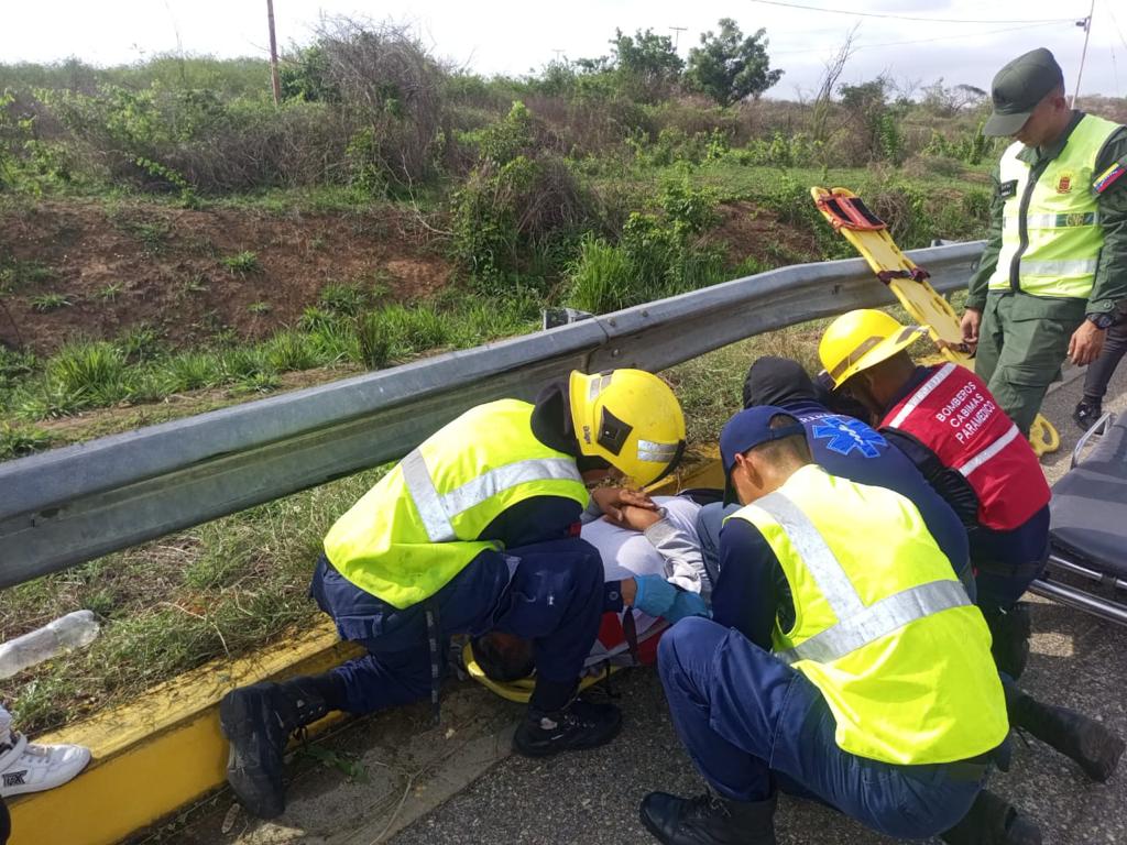 https://diarioelregionaldelzulia.com/dos-heridos-tras-colisionar-un-camion-en-el-distribuidor-san-benito/