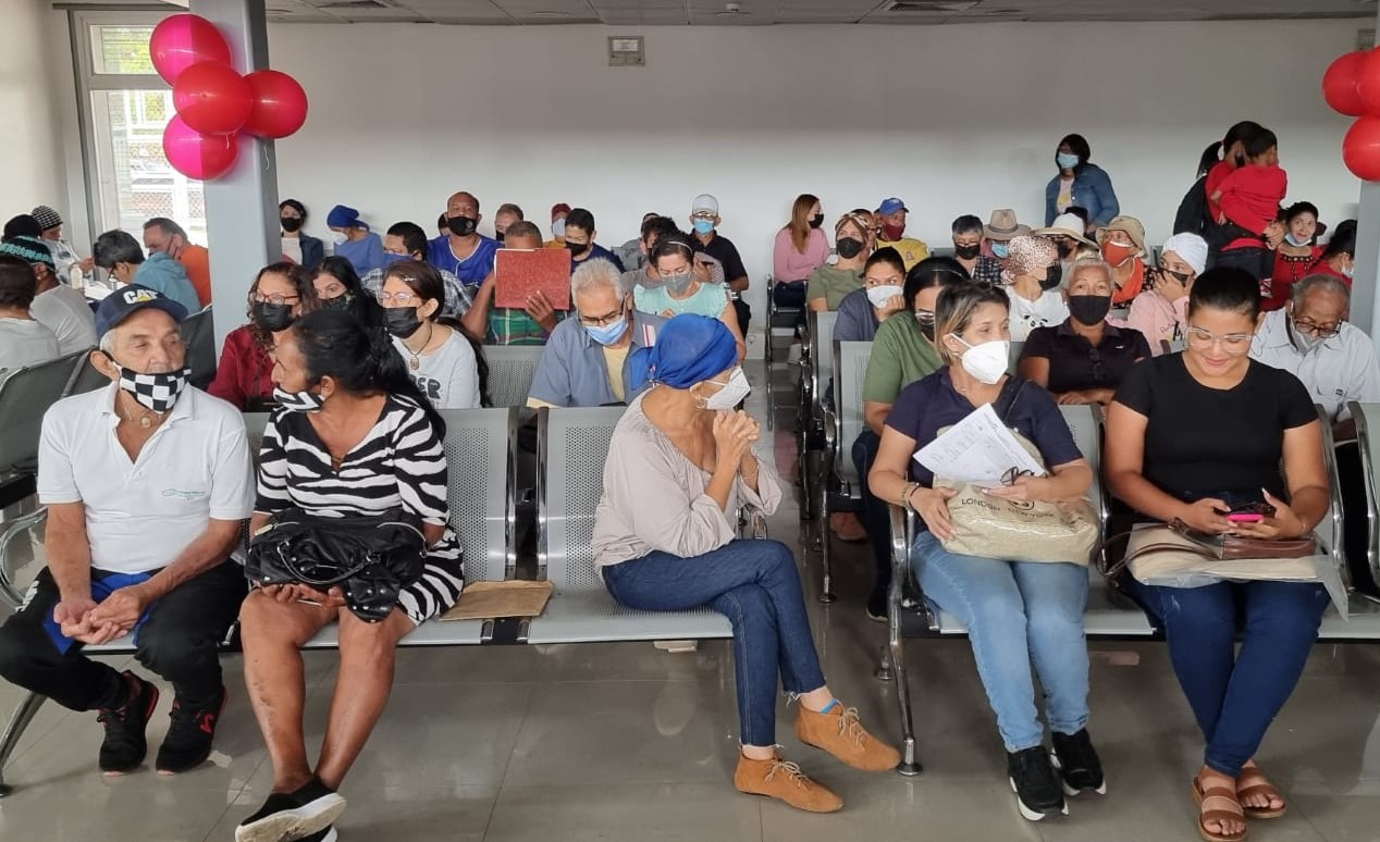 Entregan medicamentos de Alto Costo en el estado Zulia