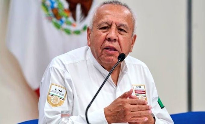 Fiscalía de México acusa al titular de Migración