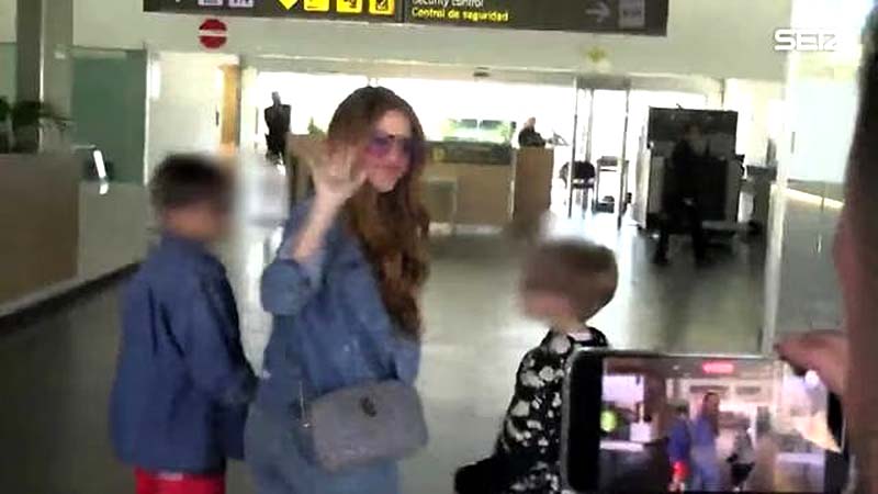 Para ustedes solo un hasta luego Shakira
