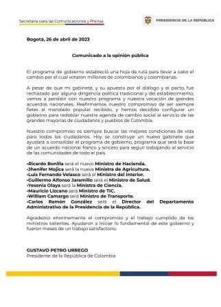 Petro cambia a siete de sus ministros