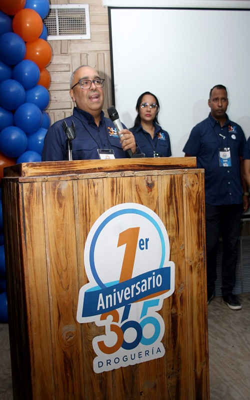 365 Droguería celebra primer aniversario